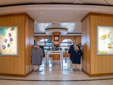 NCL Dawn - Shops 2.jpg